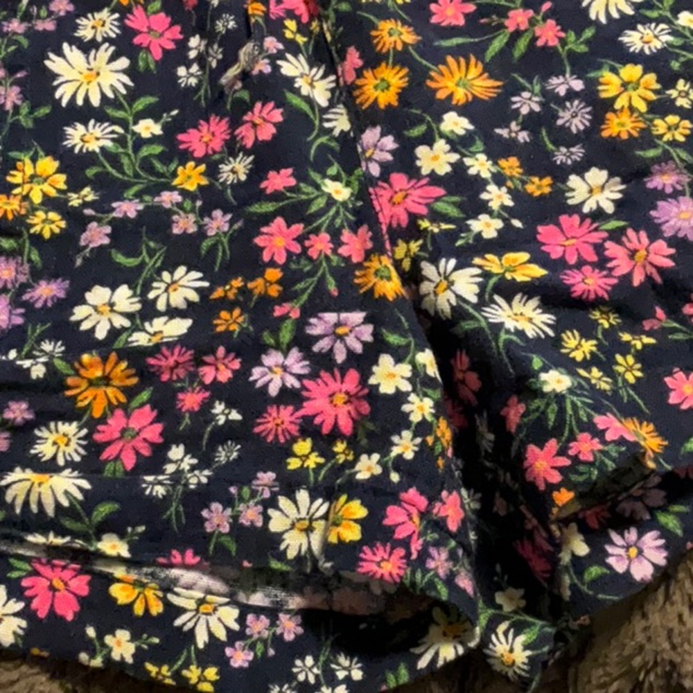 OLD NAVY GIRLS NAVY FLORAL SHORTS SIZE L 10/12 - Picture 2 of 9